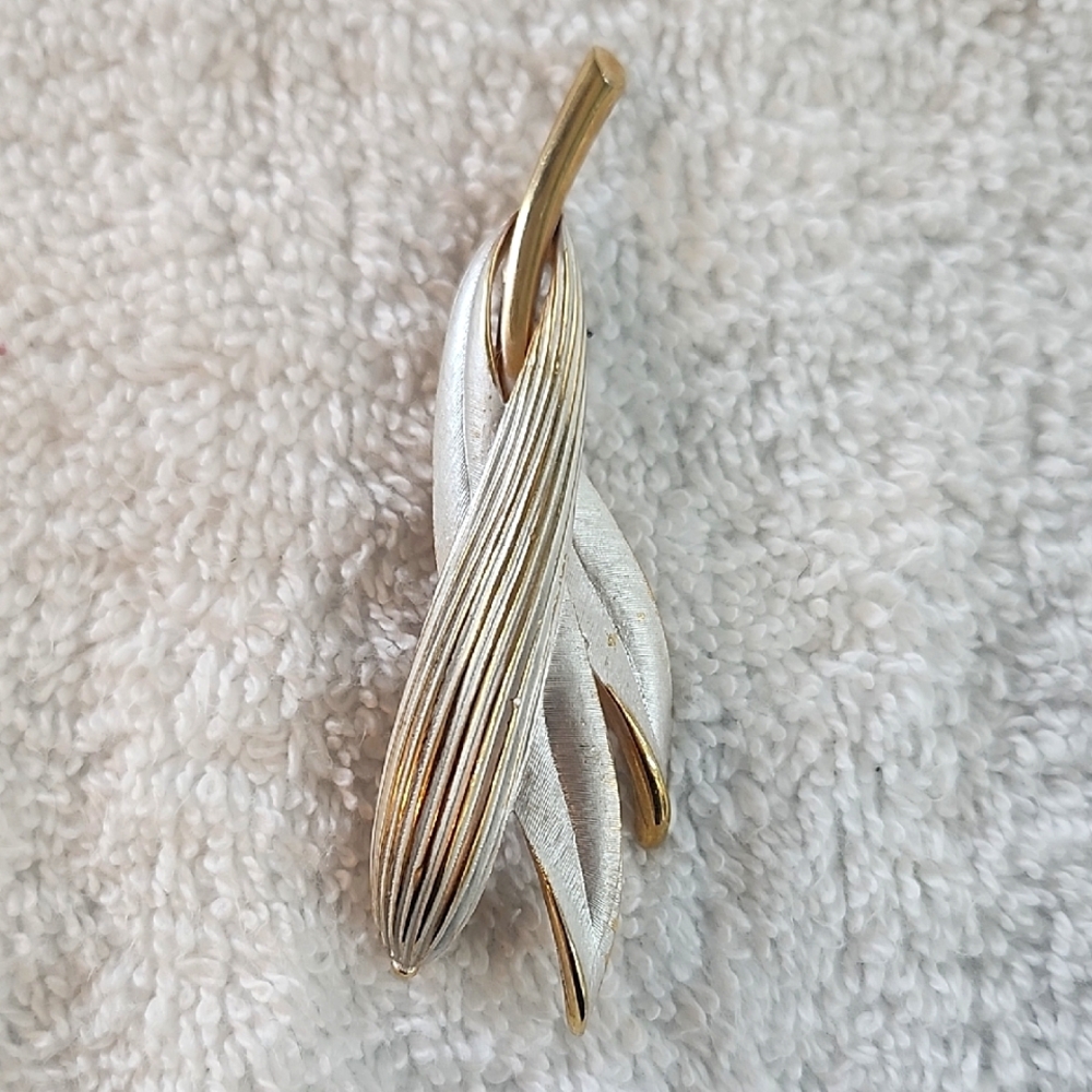 Elegant Gold and Silver Brooch